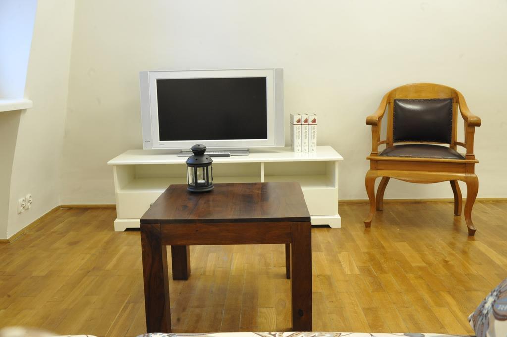 Milotu - Apartament Uniwersytecki 华沙 外观 照片